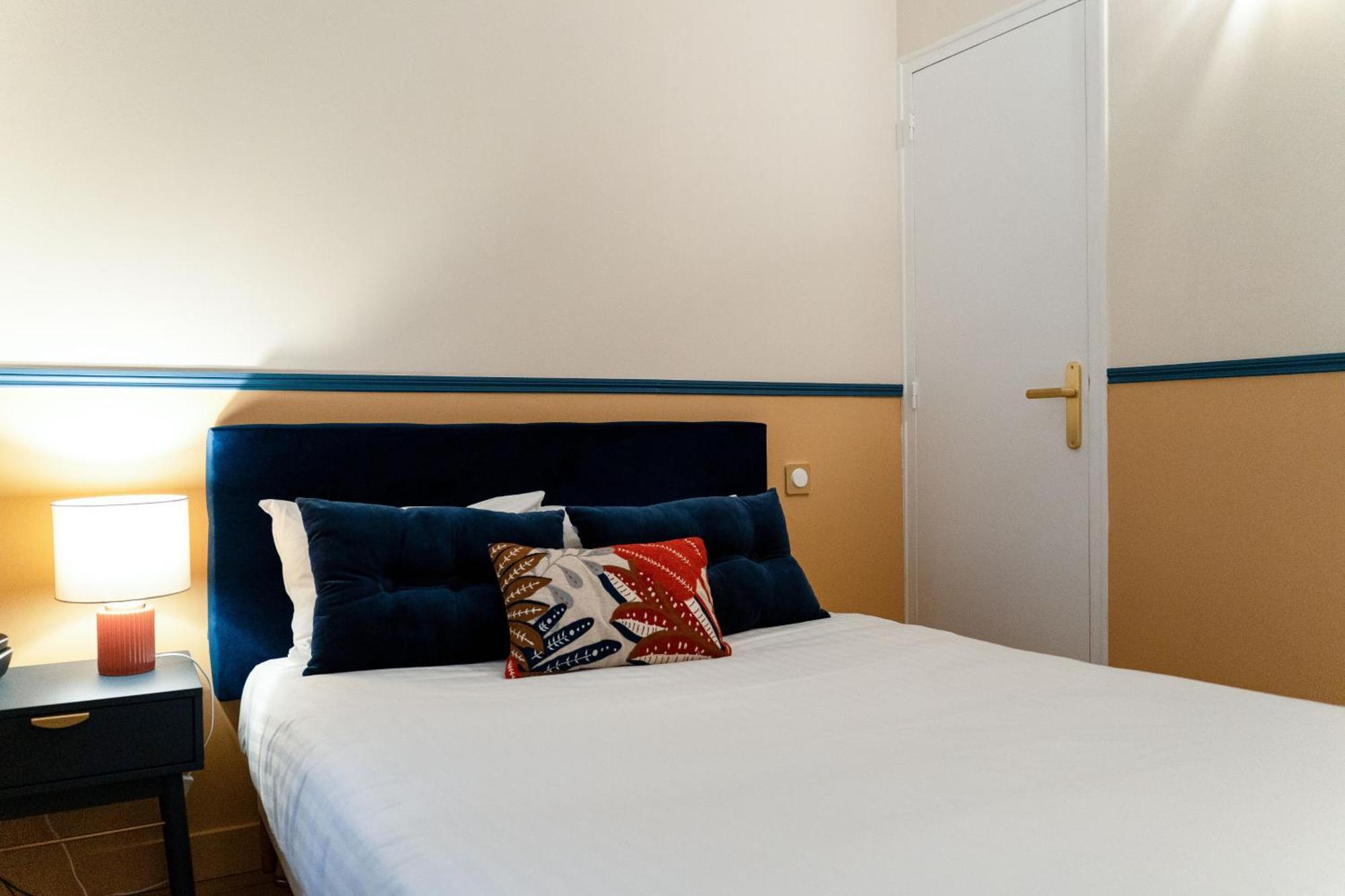 Single Room,1742573355:JPEG